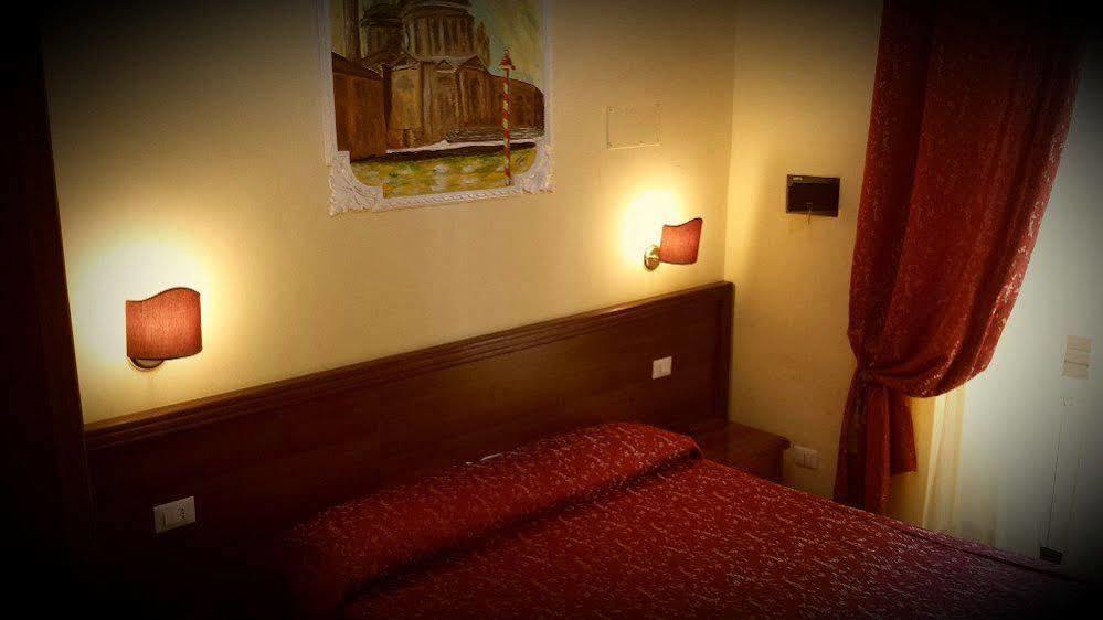 B&B Rudy Center Rome Luaran gambar